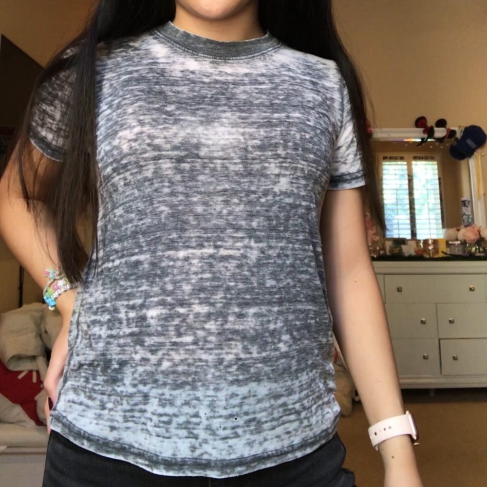 Grey tee - Picture 5 of 5